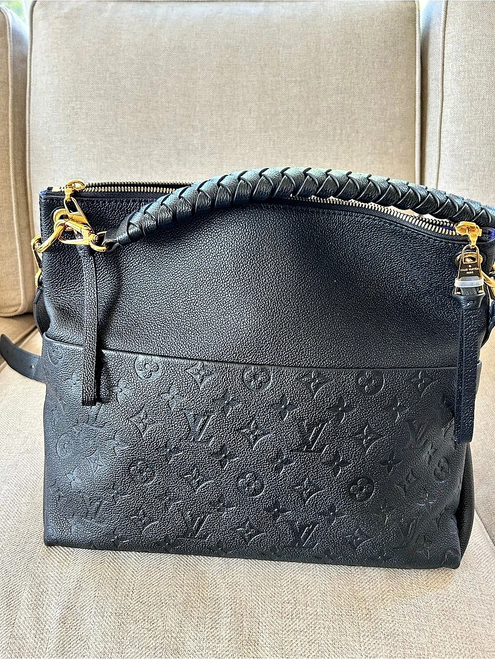 Louis Vuitton Maida Hobo Black Shoulder Bag - Picture 9 of 10